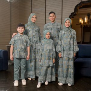 ROYAL ETHNIC GREEN