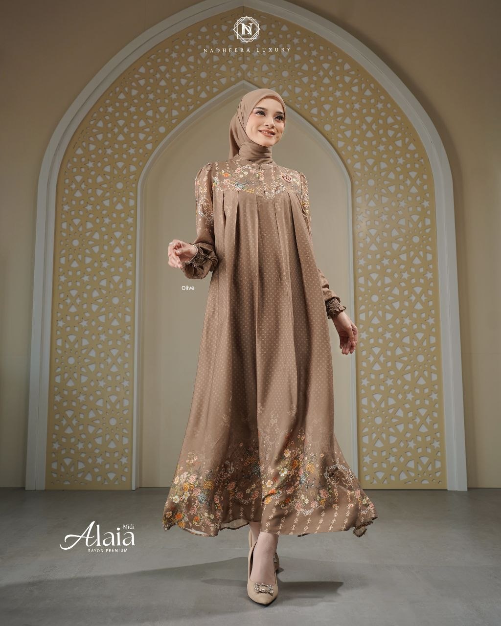 ALAIA MIDI & DRESS - Gambar 5